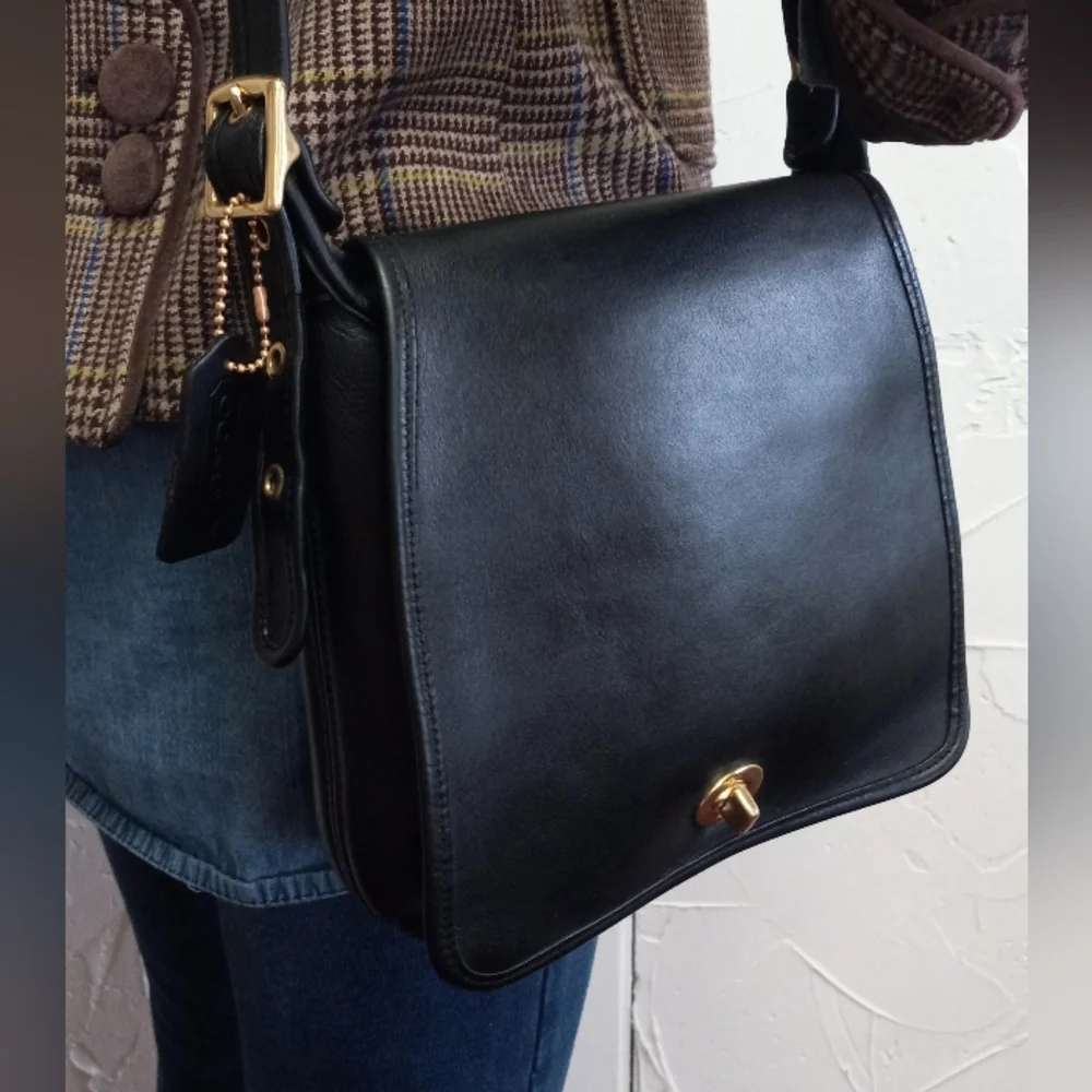 Coach Legacy 1991, Companion Flap Crossbody, Syle #9715